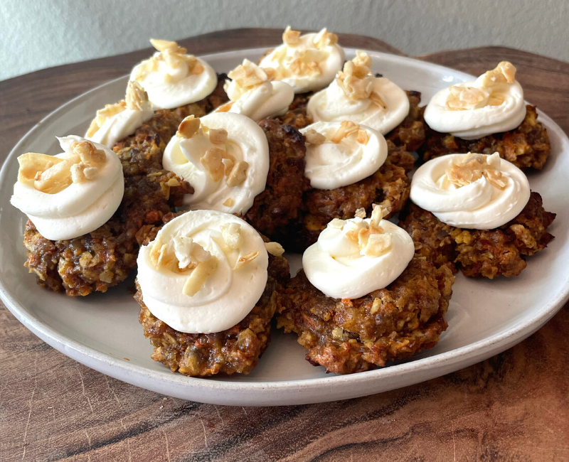 Carrot Cake Cookies with Cream Cheese Frostong